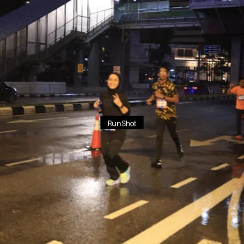 Runner Photo 7884724