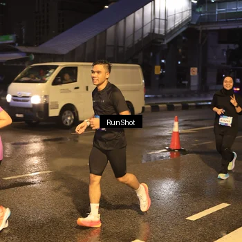 Runner Photo 7884729