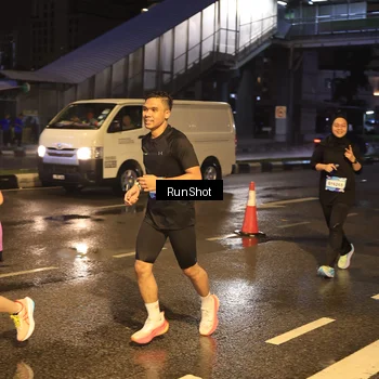 Runner Photo 7884730