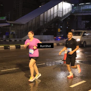 Runner Photo 7884736