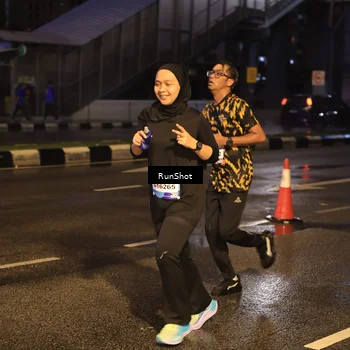 Runner Photo 7884752