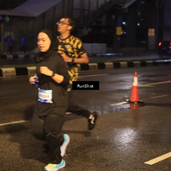 Runner Photo 7884759