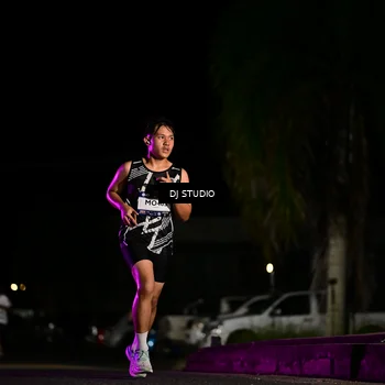 Runner Photo 7884784