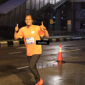 Runner Photo 7884803