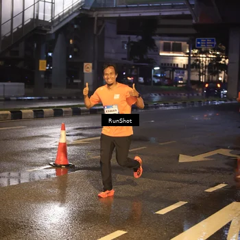 Runner Photo 7884804