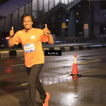 Runner Photo 7884810