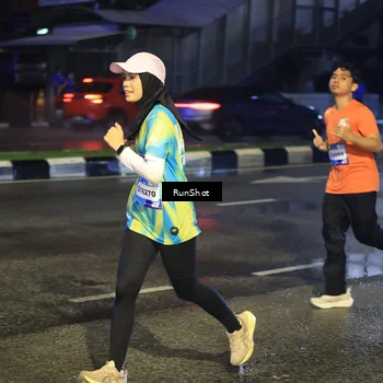 Runner Photo 7884812