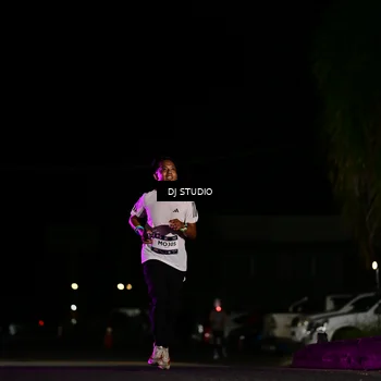 Runner Photo 7884813