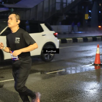 Runner Photo 7884846