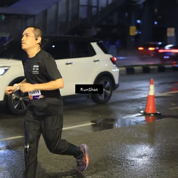 Runner Photo 7884849