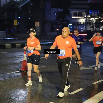 Runner Photo 7884863