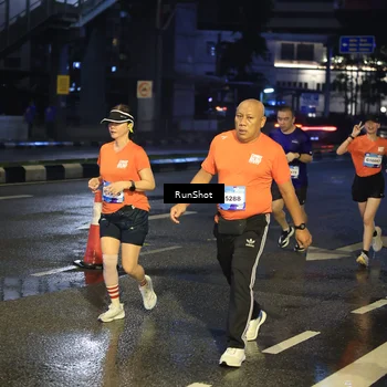 Runner Photo 7884864