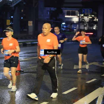 Runner Photo 7884871