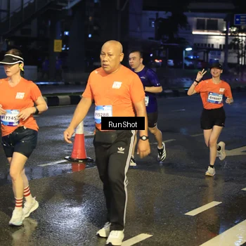 Runner Photo 7884882