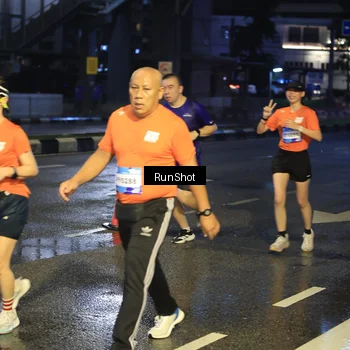 Runner Photo 7884891