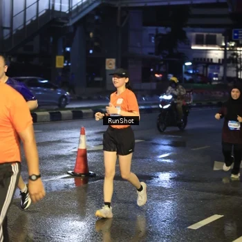 Runner Photo 7884908