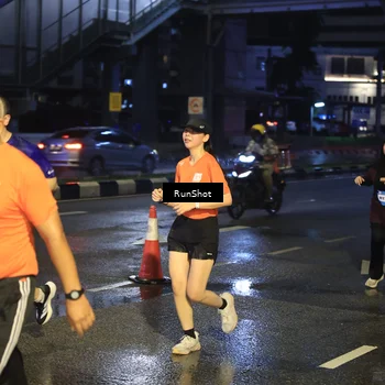 Runner Photo 7884917