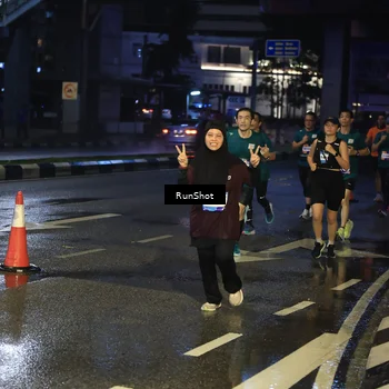 Runner Photo 7884930