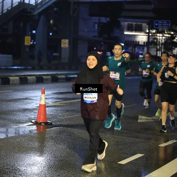 Runner Photo 7884958