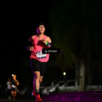 Runner Photo 7884963