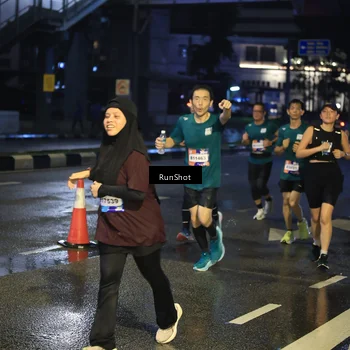 Runner Photo 7884968