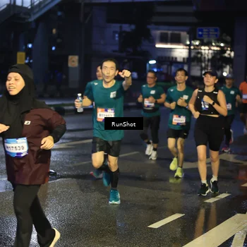 Runner Photo 7884978