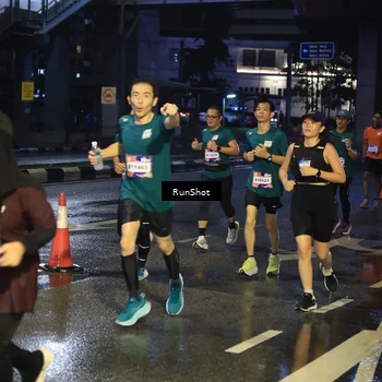 Runner Photo 7884985