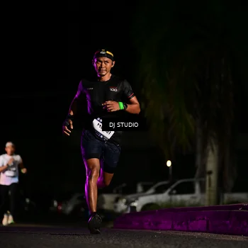 Runner Photo 7884992