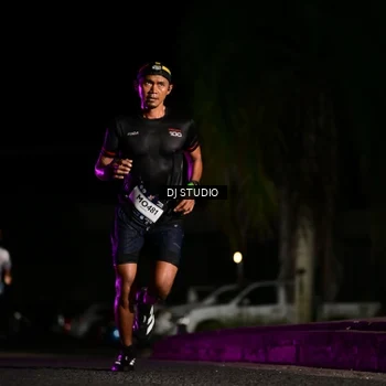 Runner Photo 7884996