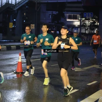 Runner Photo 7885006