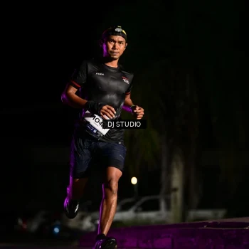 Runner Photo 7885012