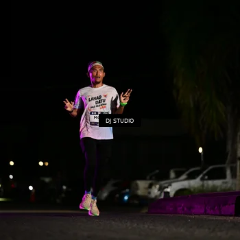 Runner Photo 7885016