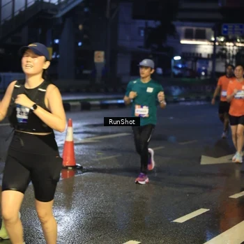 Runner Photo 7885019