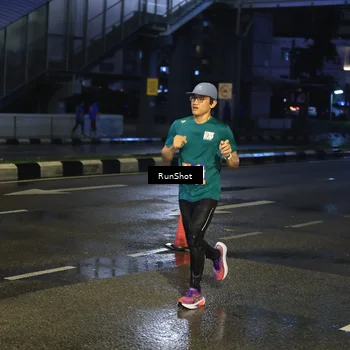 Runner Photo 7885027