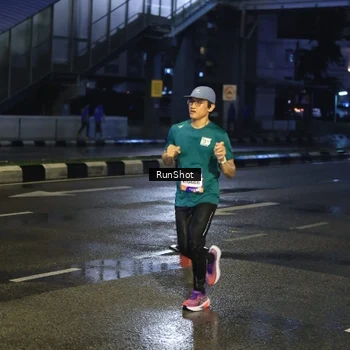 Runner Photo 7885033