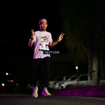 Runner Photo 7885040