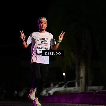 Runner Photo 7885051