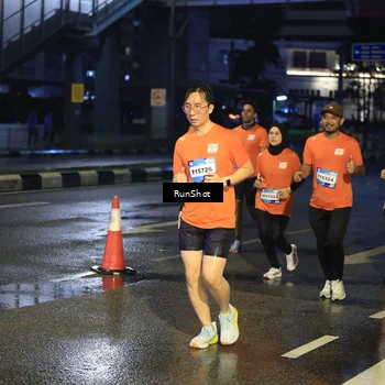 Runner Photo 7885066