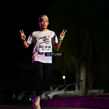Runner Photo 7885067