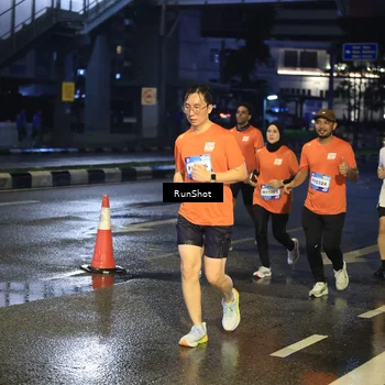 Runner Photo 7885087