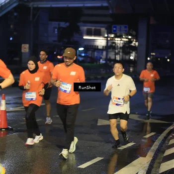 Runner Photo 7885088