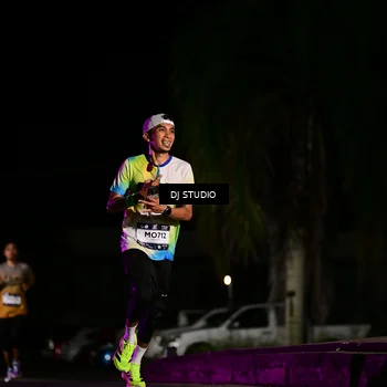 Runner Photo 7885094