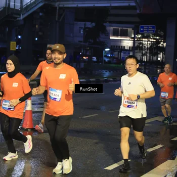 Runner Photo 7885106