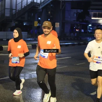 Runner Photo 7885120