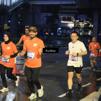 Runner Photo 7885121