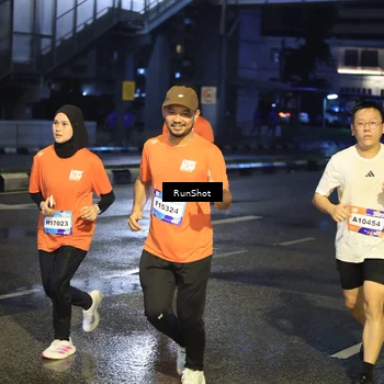Runner Photo 7885124