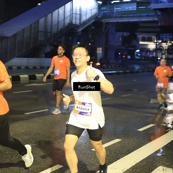 Runner Photo 7885138