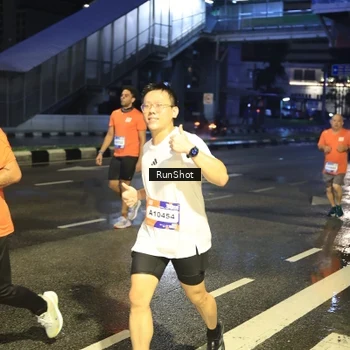 Runner Photo 7885142
