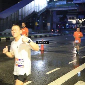 Runner Photo 7885146