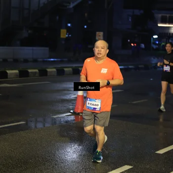 Runner Photo 7885172